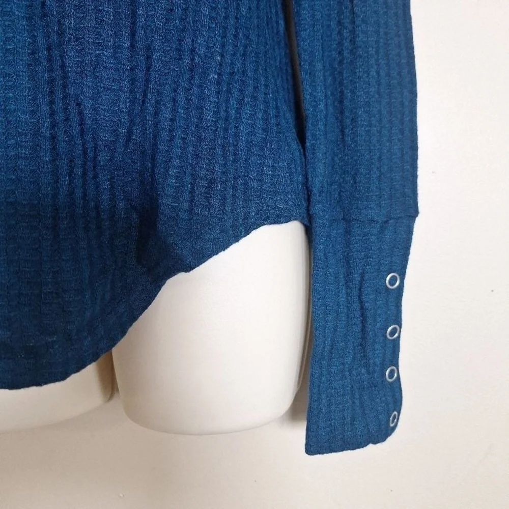 Chaser Amalfi Square Neck Snap Cuff Ribbed Thermal Long Sleeve Tee Size Small